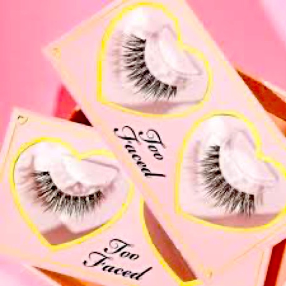 Too faced faux mink lashes new in box - Picture 2 of 3
